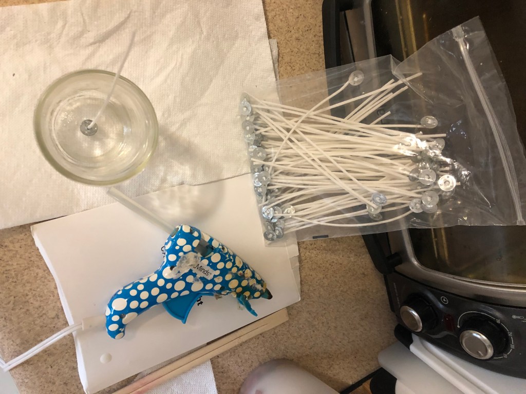 candlemaking wicks hot glue gun glass jar