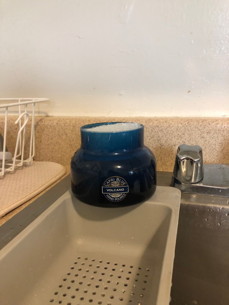 soaking capri blue volcano anthropologie candle